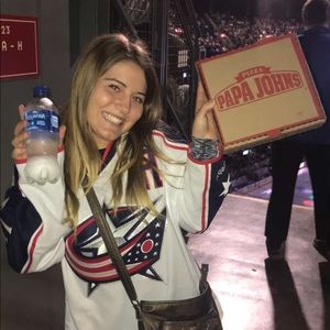 Meet your Posher, Caroline